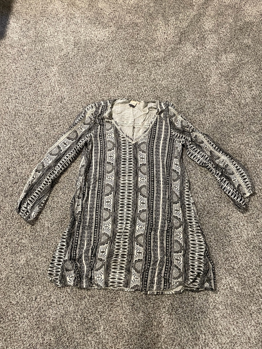 Roxy Black and White Striped Pattern Swim Coverup